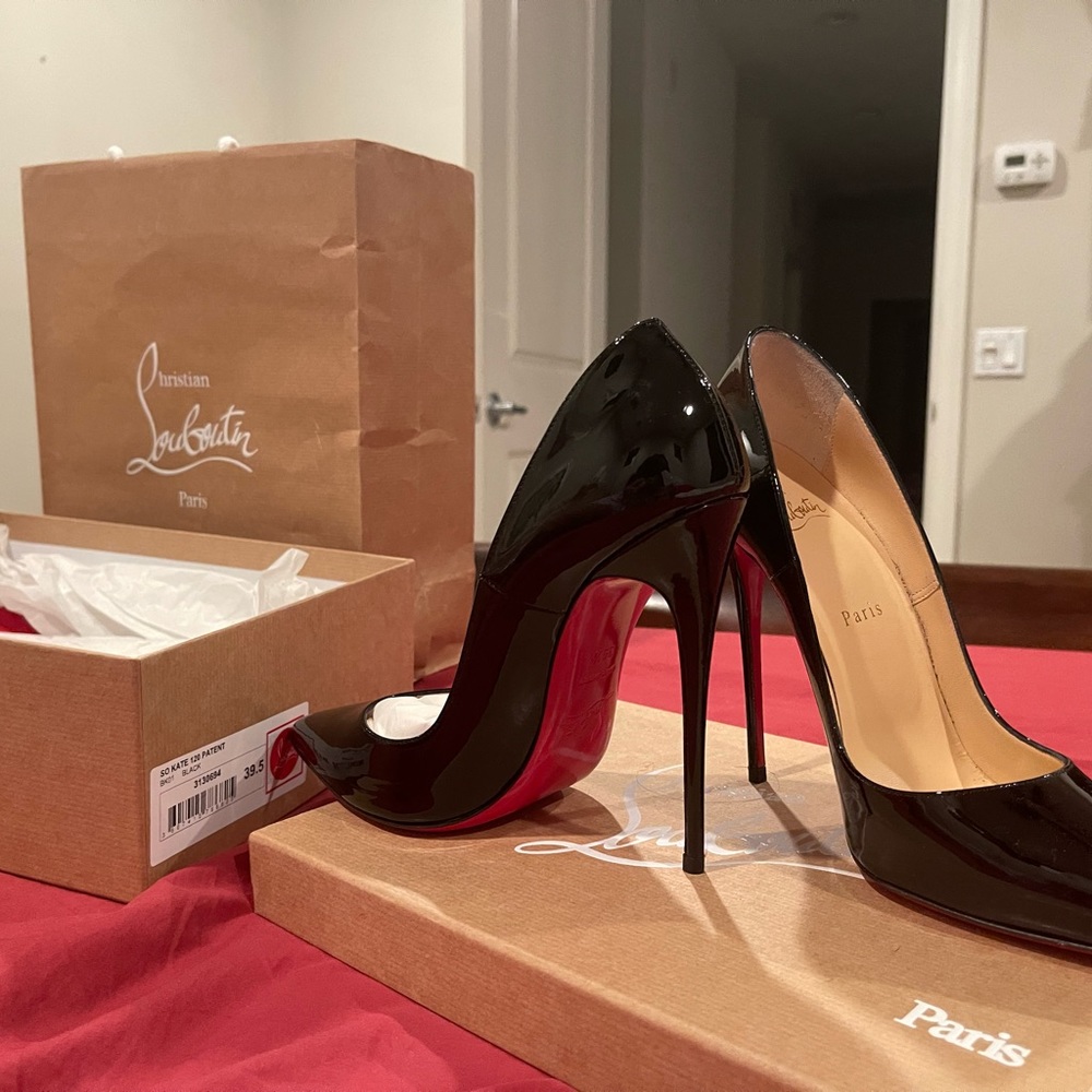 BRANDNEW CHRISTIAN LOUBOUTIN PUMPS SO KATE 120 PATENT SIZE 39.5 BLACK GLOSS